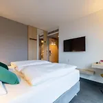 Serways Hoesel Hotel 3*