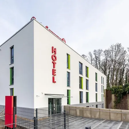 Hotell Serways Hoesel 3*