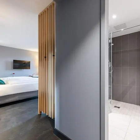 Serways Hoesel * Ratingen