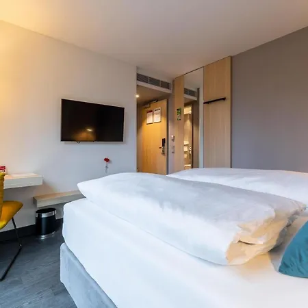 Serways Hoesel Otel 3*