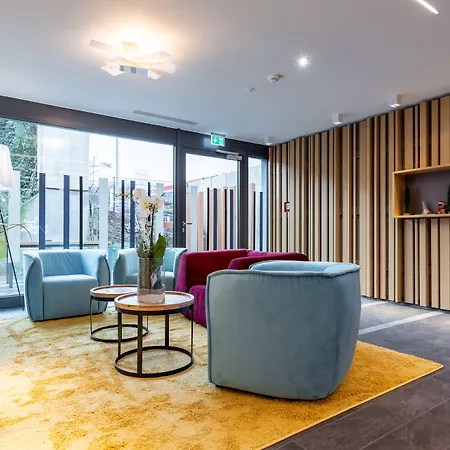 ホテル Serways Hoesel 3*