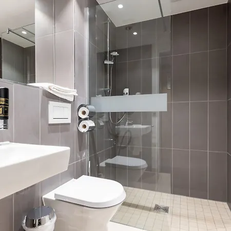 Serways Hoesel Hotel 3*