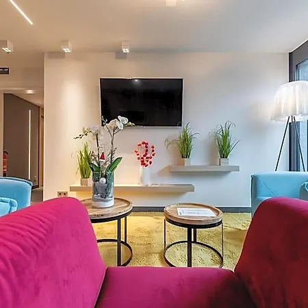 מלון Serways Hoesel 3*