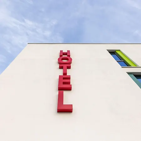 Otel Serways Hoesel