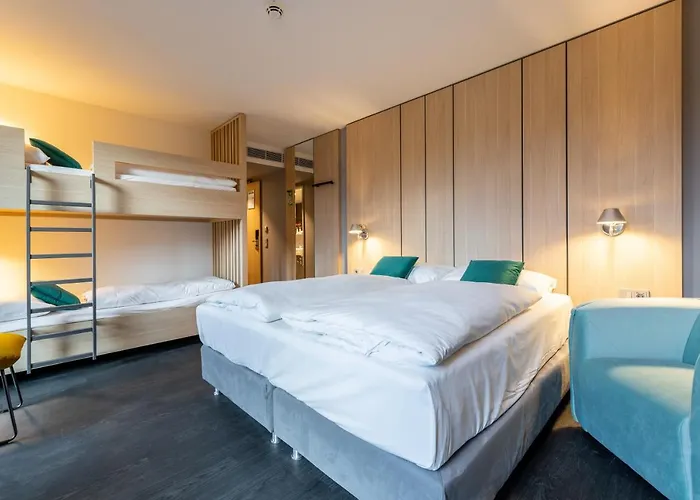 Serways Hoesel Szálloda 3*