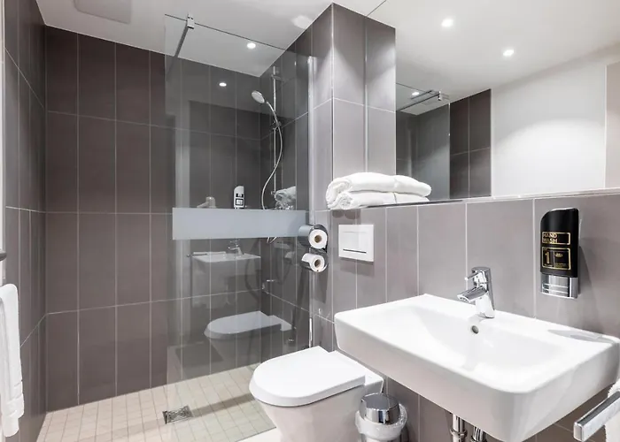 Ξενοδοχείο Serways Hoesel 3*