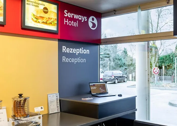 Serways Hoesel Ξενοδοχείο Ράτινγκεν