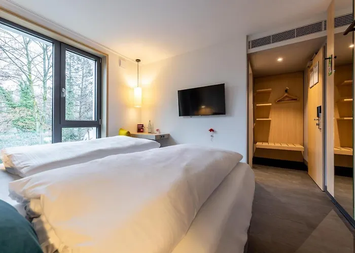 Szálloda Serways Hoesel 3*