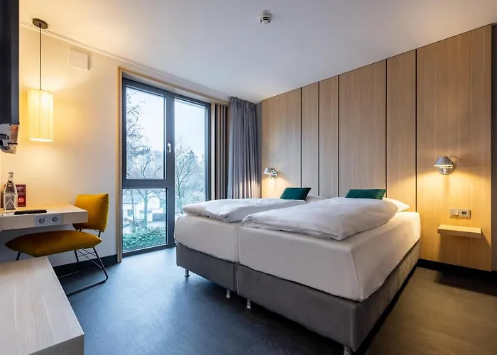 Ξενοδοχείο Serways Hoesel 3*