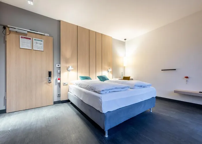 Serways Hoesel 3* Ράτινγκεν