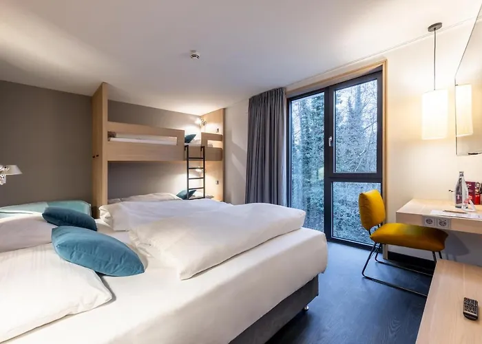 ホテル Serways Hoesel 3*