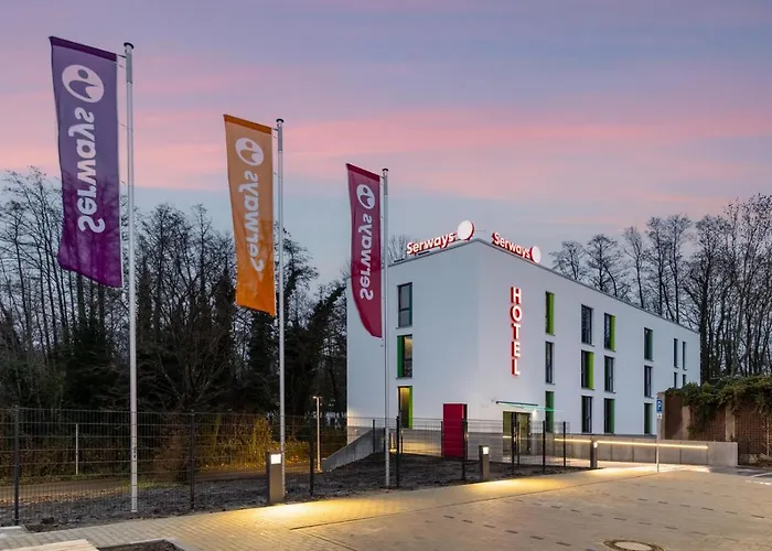 Serways Hoesel Szálloda Ratingen