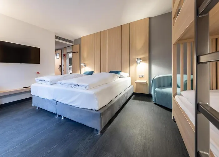 Serways Hoesel Ράτινγκεν