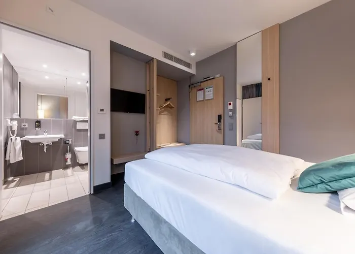 Ξενοδοχείο Serways Hoesel Ράτινγκεν