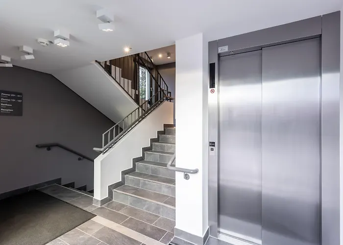 Serways Hoesel ホテル